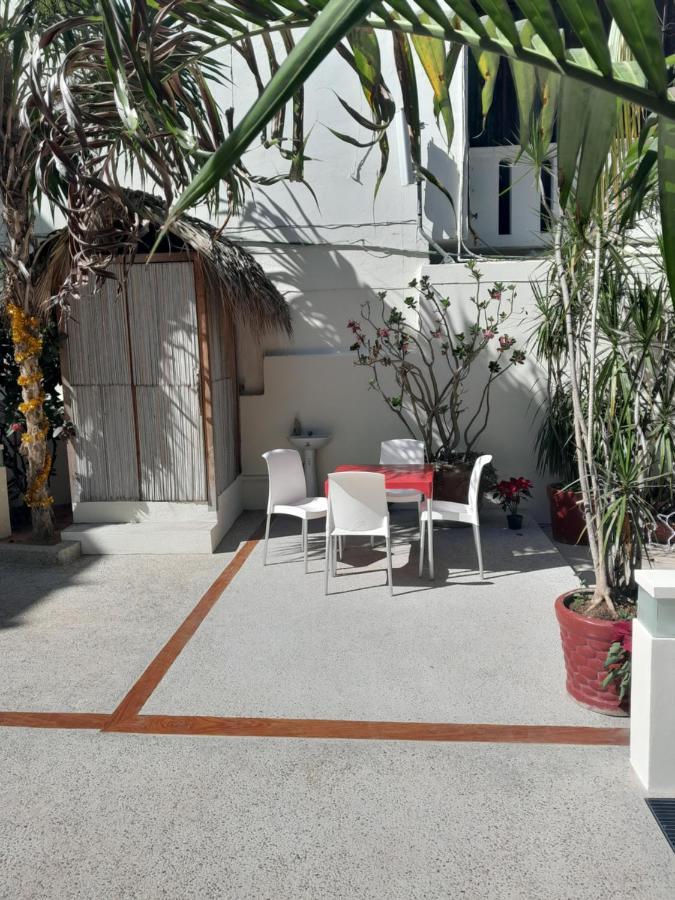 Brisamar Guesthouse Пуэрто-Эскондидо Экстерьер фото
